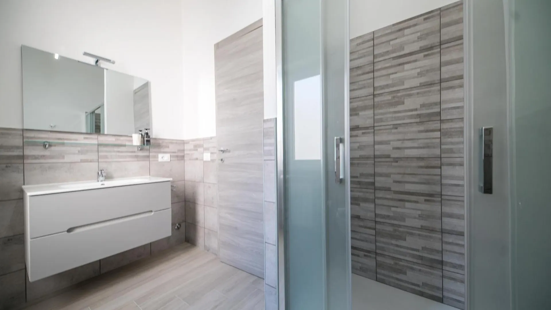 Domus Trevi Garbatella Hotel Rome
