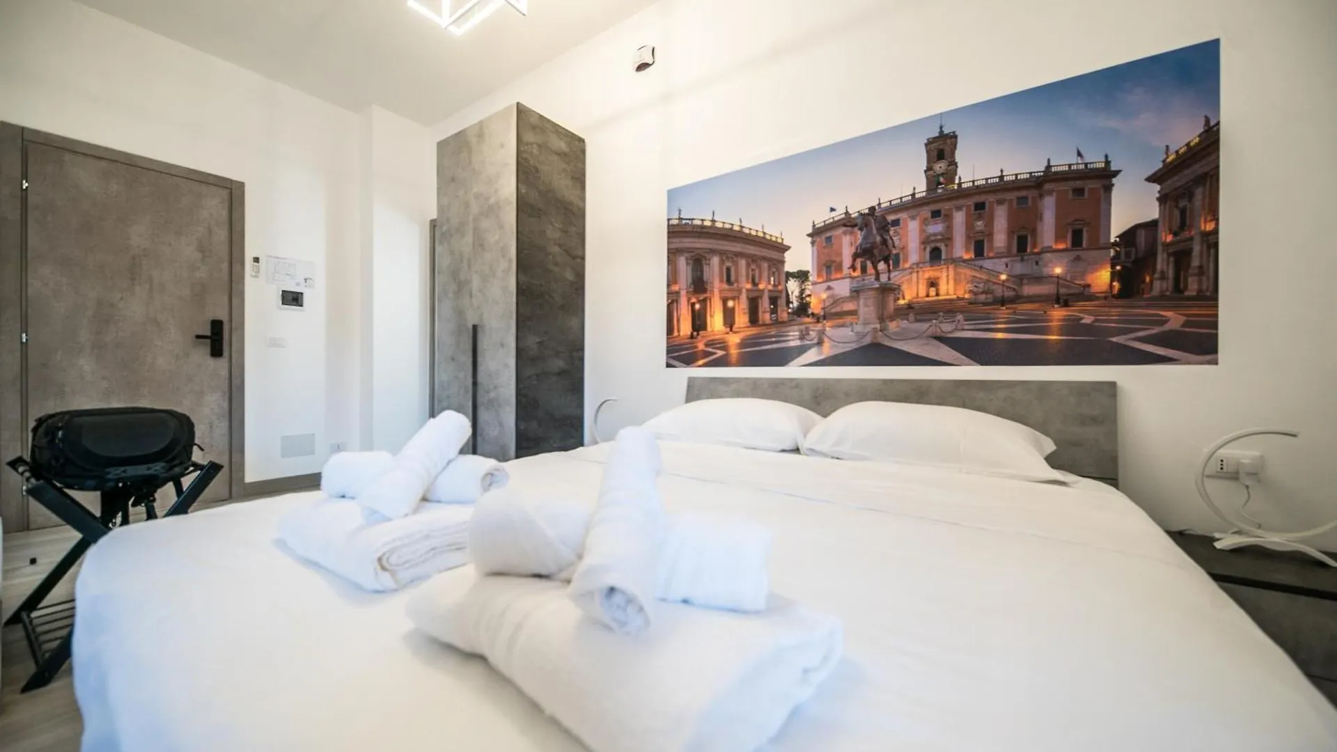 Domus Trevi Garbatella Hotel Rome Italy