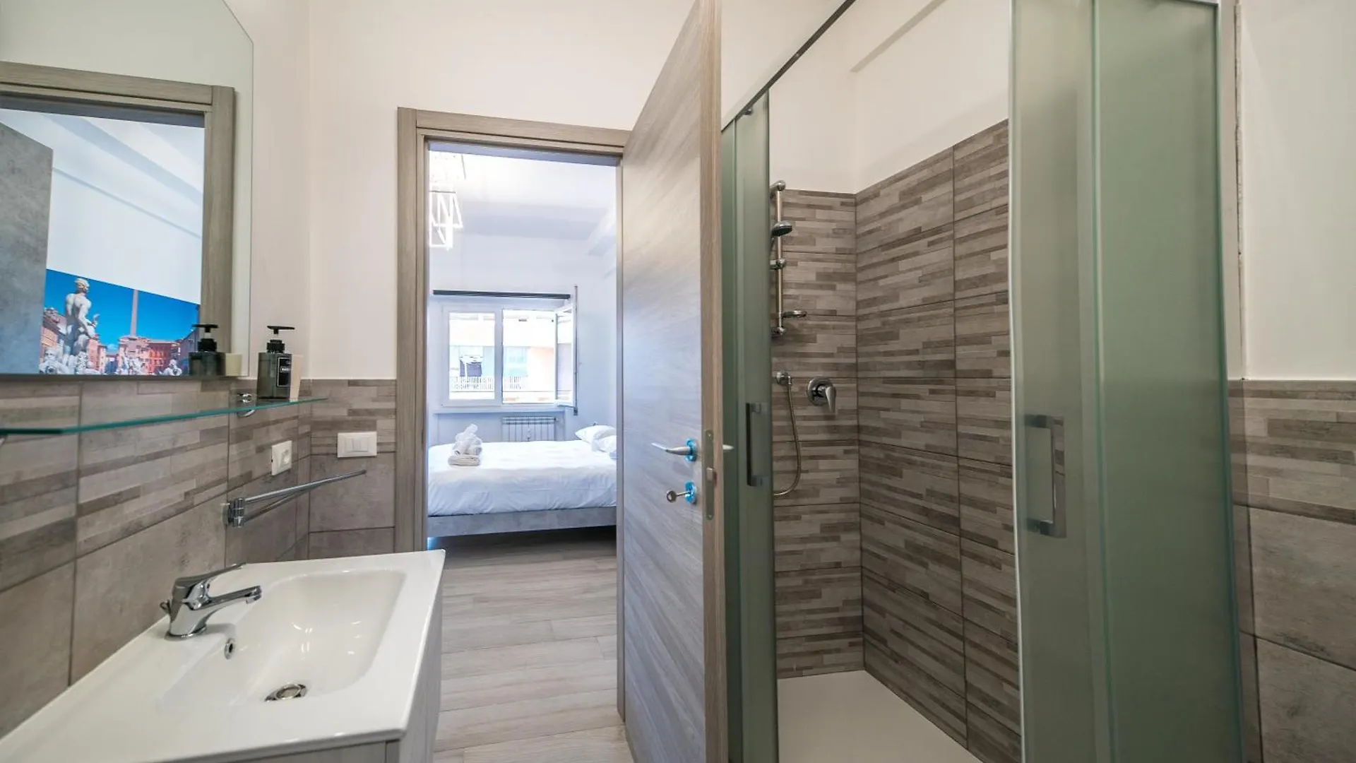 Guest house Domus Trevi Garbatella Hotel Rome Italy